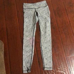 Lululemon leggings